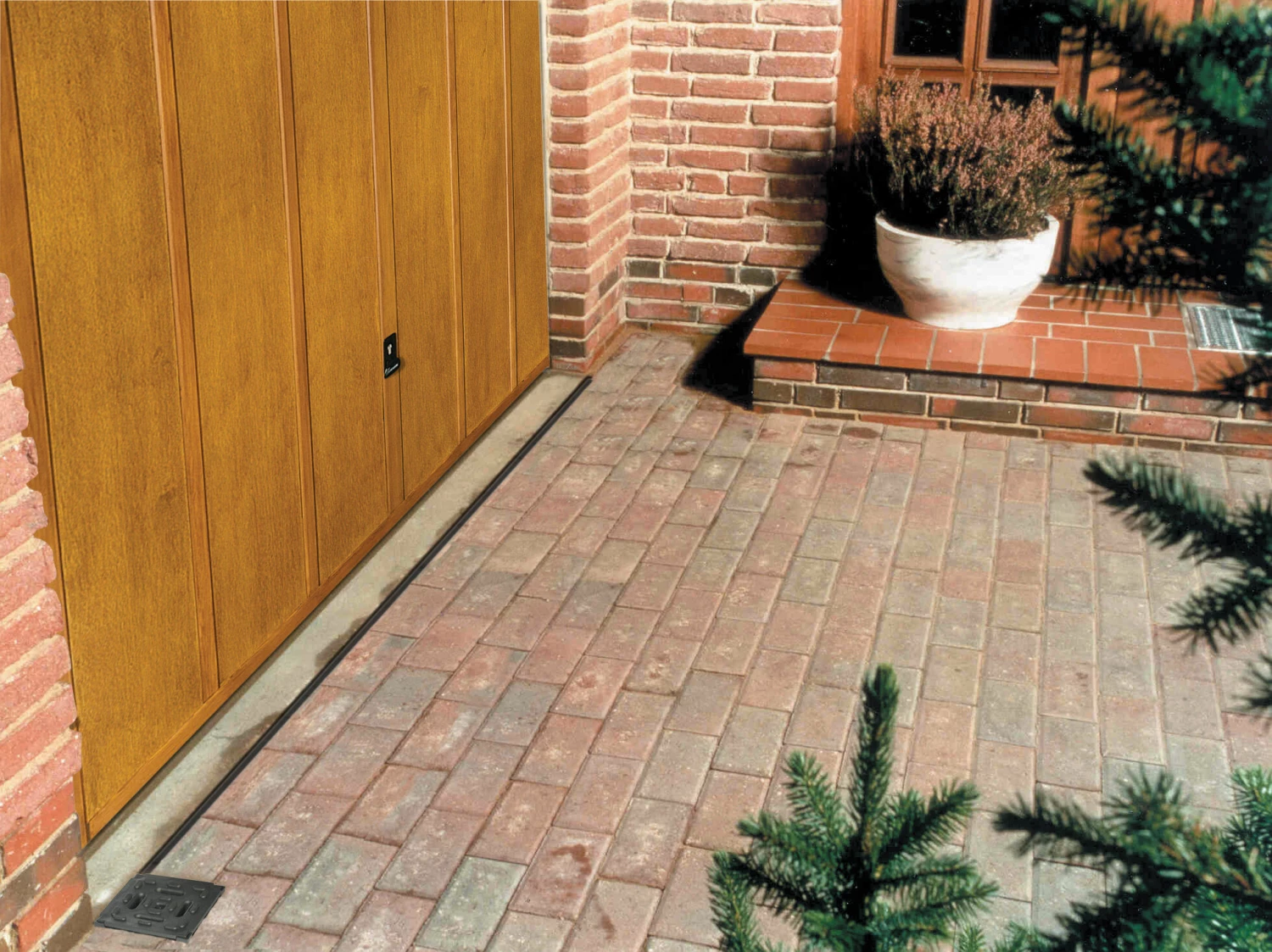 ACO HexDrain Brickslot Corner Unit 4 ACO HexDrain Brickslot Corner Unit - Image 2